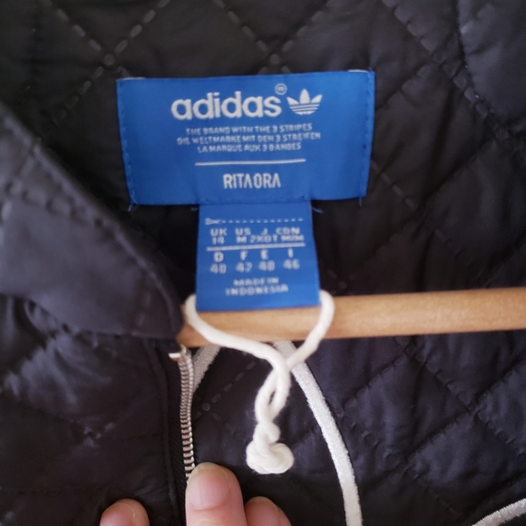 🏷Adidas X Rita Ora NWOT Cosmic Collection Space Shifter Activewear Top - M - Picture 6 of 9
